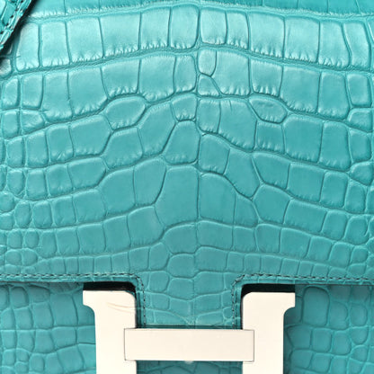 HERMES Matte Alligator Constance 18 Bleu Paon