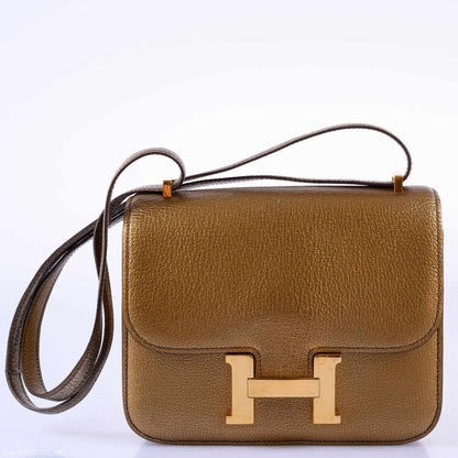 Hermès Constance 18 Gold Metallic Chevre Gold Hardware