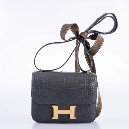 Hermès Constance 18 Matte Black Alligator with Gold