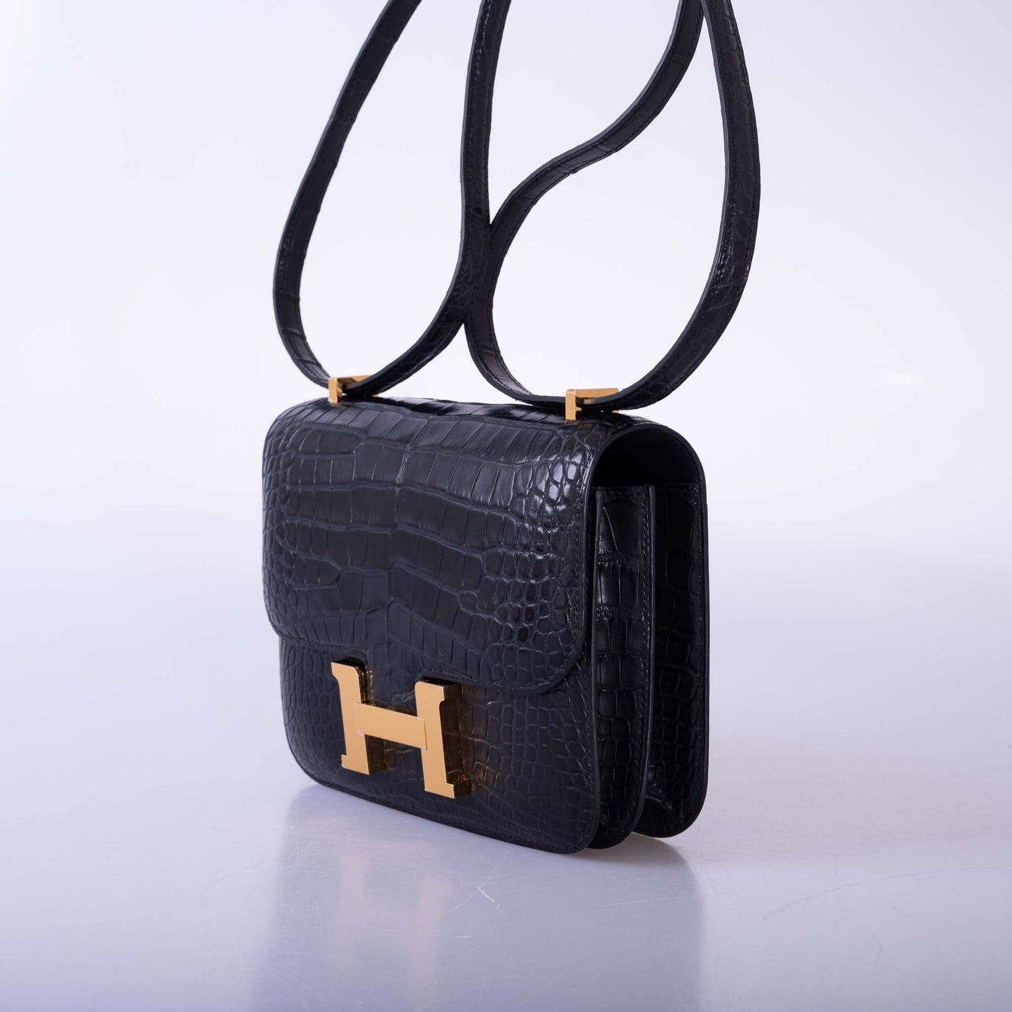 Hermès Constance 18 Matte Black Alligator with Gold