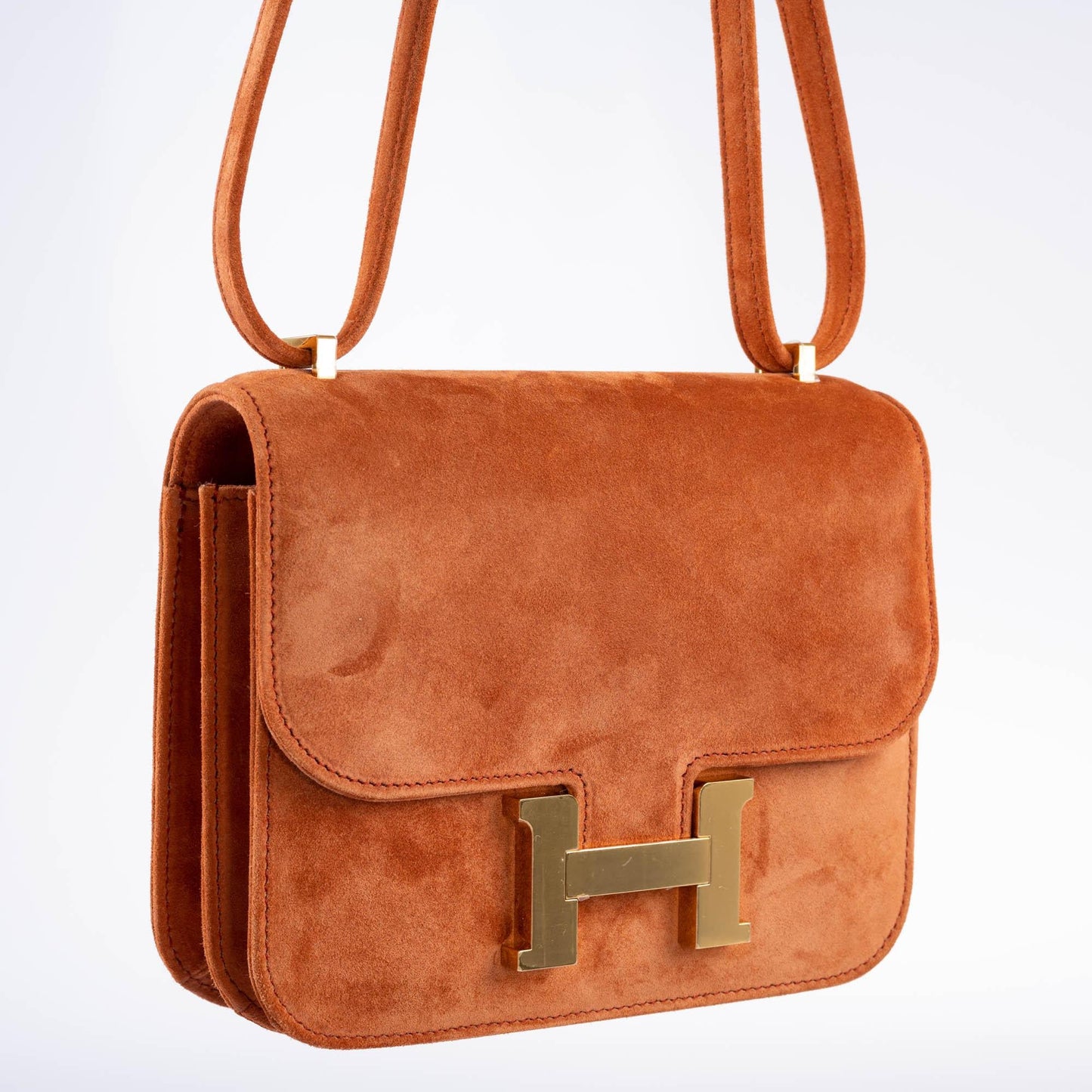 Hermès Constance 18 Paprika Doblis Suede with Gold Hardware - 2021, Z