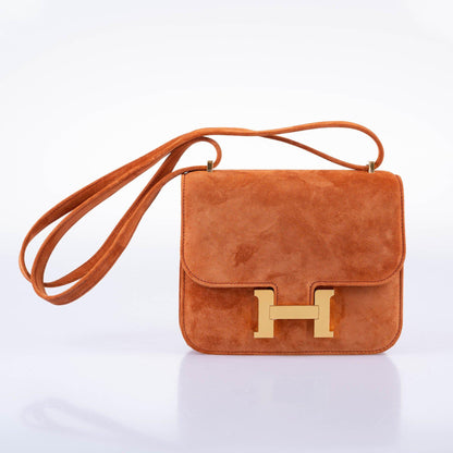 Hermès Constance 18 Paprika Doblis Suede with Gold Hardware - 2021, Z