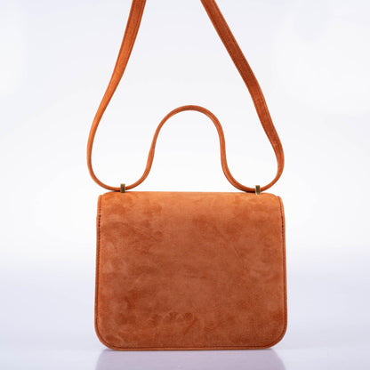 Hermès Constance 18 Paprika Doblis Suede with Gold Hardware - 2021, Z