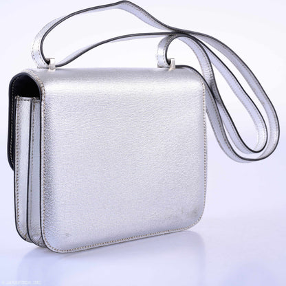 Hermès Constance 18 Silver Metallic Chevre Palladium Hardware - 2005, I Square