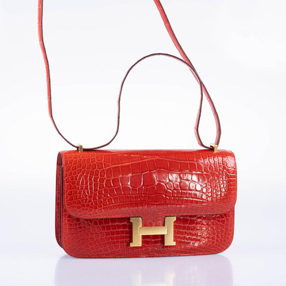 Hermès Constance Elan 25 Rouge de Coeur Shiny Alligator Gold Hardware - 2017, A