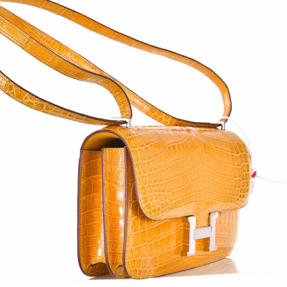 Hermès Constance Elan Saffron Shiny Nilo Crocodile Palladium Hardware