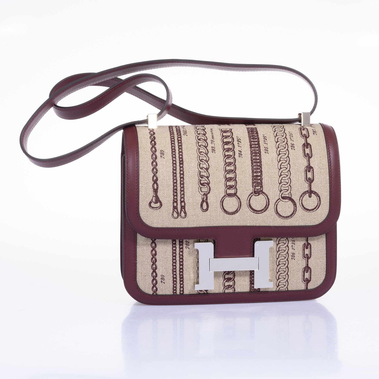 Hermès Constance MM 24 De Camp Dechainee Toile Ficelle-Bordeaux Palladium Hardware - Special Edition