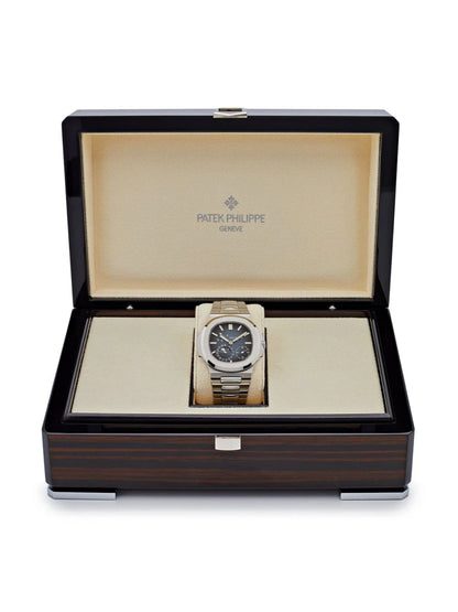 Patek Philippe Nautilus Moonphase 5712/1A-001