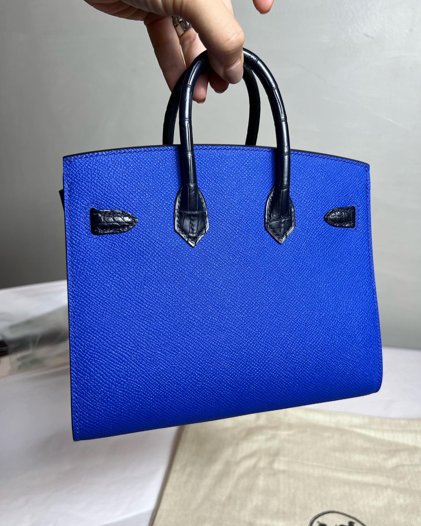 🧺 Hermès Handbag || 20cm Faubourg Blue Matte Alligator || Palladium Hardware