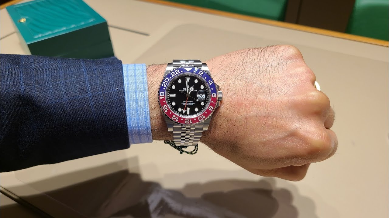 Rolex GMT Master II Blue Red Pepsi 126710