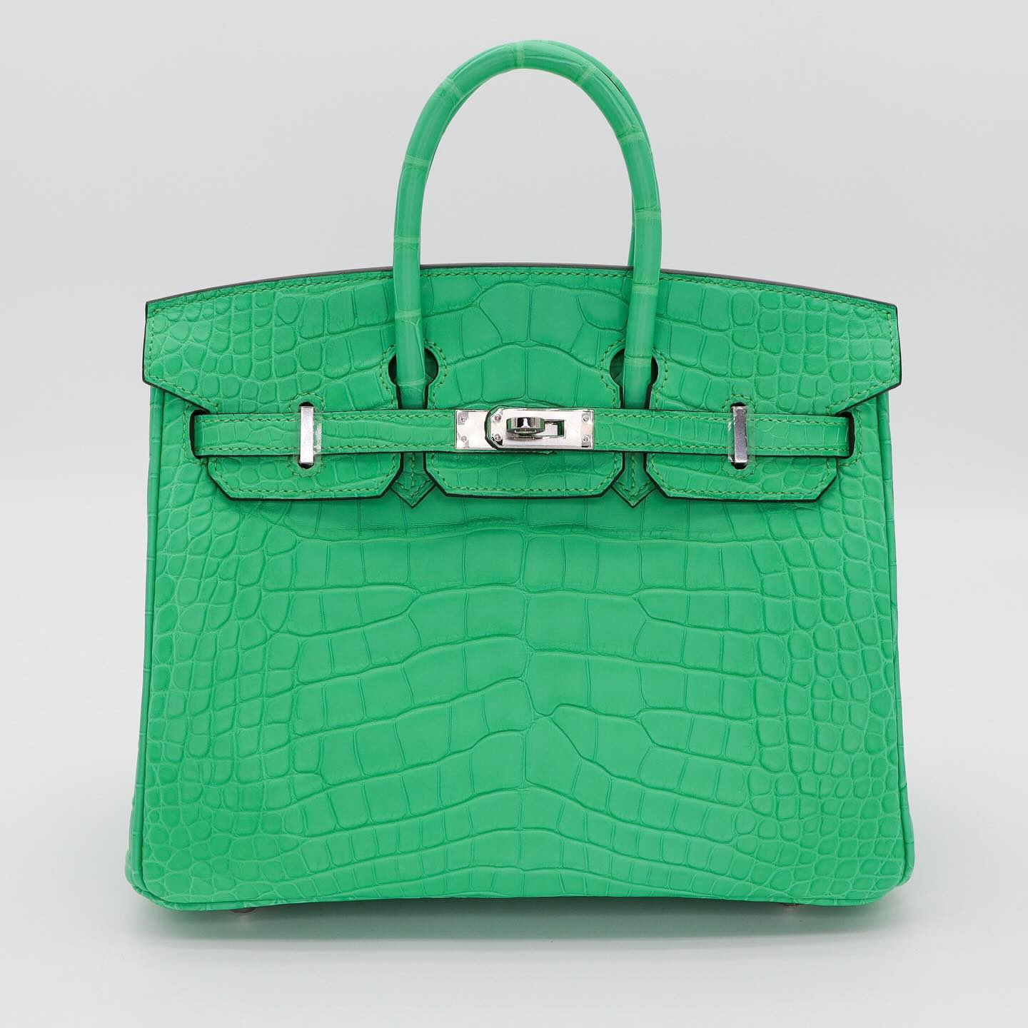 💚 Hermès Handbag ||30cm Birkin Vert Comics Matte Alligator || Palladium Hardware