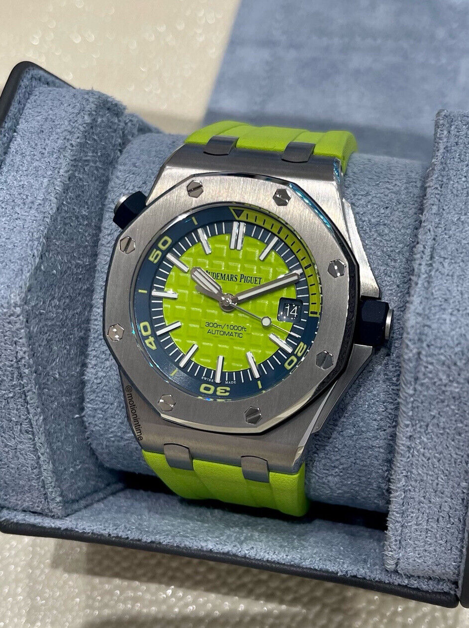 Audemars Piguet Royal Oak Offshore 15710ST.OO.A038CA.01