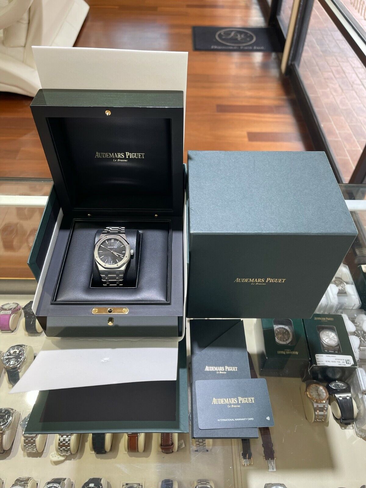 Audemars Piguet Royal Oak 41mm Black Dial 15500ST